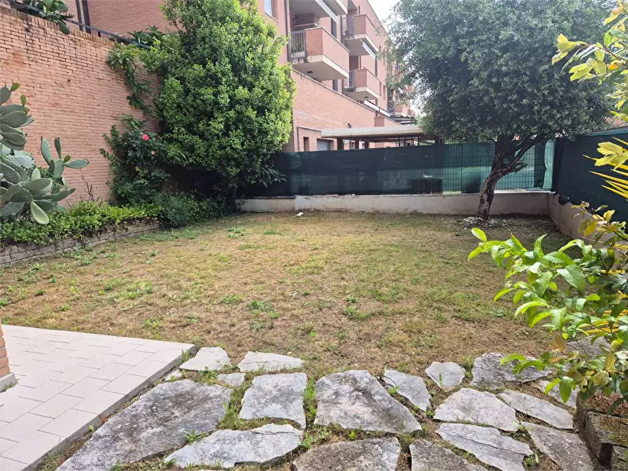 Immagine 22 di Trilocale in vendita  a Ancona