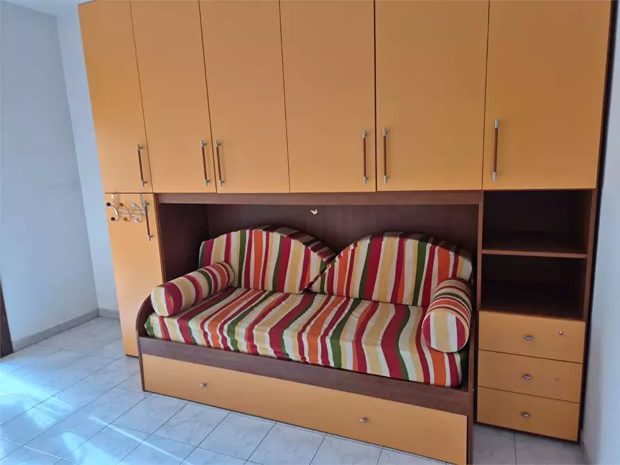 Immagine 33 di Trilocale in vendita  a Ancona