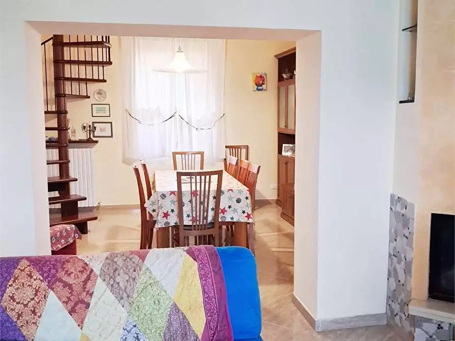Immagine 17 di Casa indipendente in vendita  a Ancona