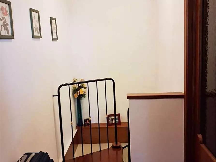 Immagine 29 di Casa indipendente in vendita  a Ancona