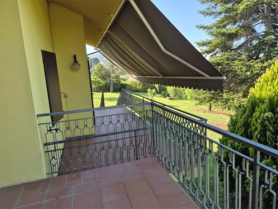 Immagine 43 di Villa in vendita  a Ancona