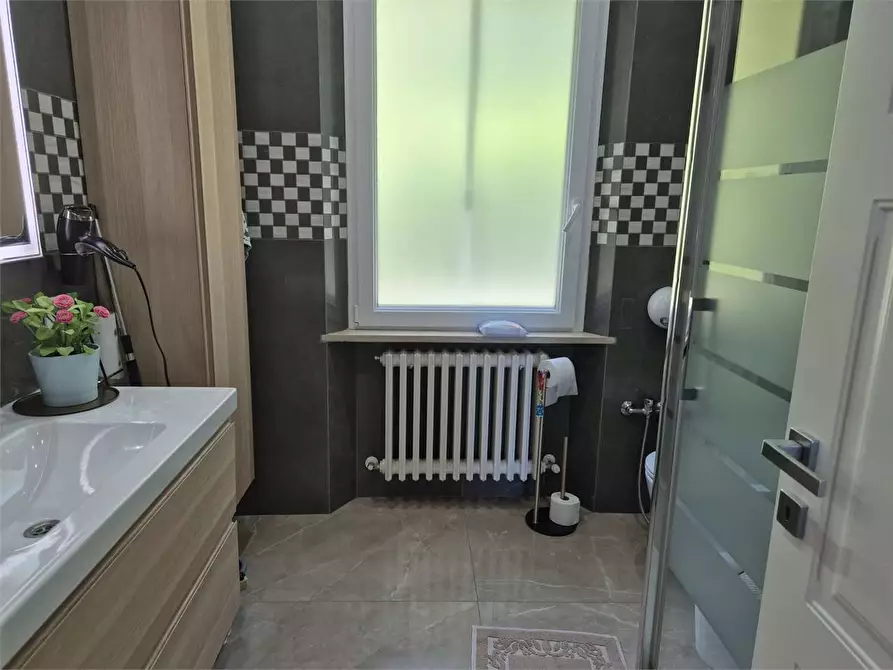 Immagine 16 di Villa in vendita  a Ancona