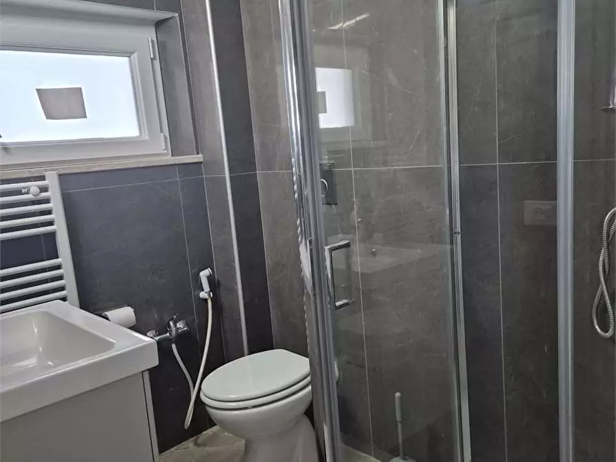 Immagine 32 di Villa in vendita  a Ancona