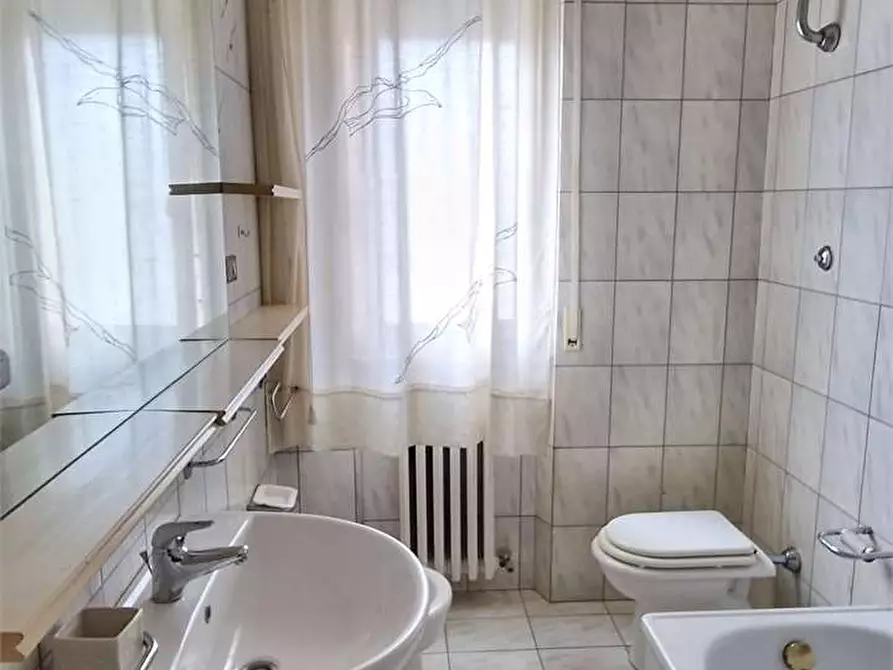Immagine 12 di Quadrilocale in vendita  in BOCCONI 4 a Ancona