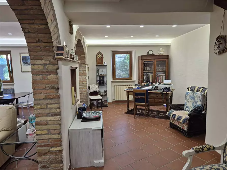 Immagine 15 di Porzione di villa in vendita  a Agugliano