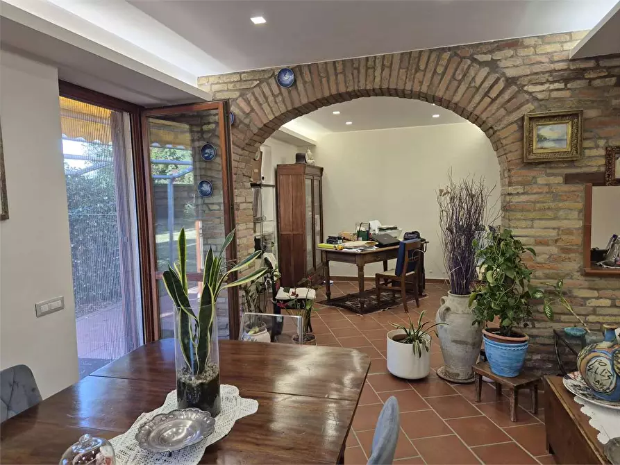 Immagine 14 di Porzione di villa in vendita  a Agugliano