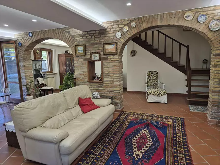 Immagine 6 di Porzione di villa in vendita  a Agugliano