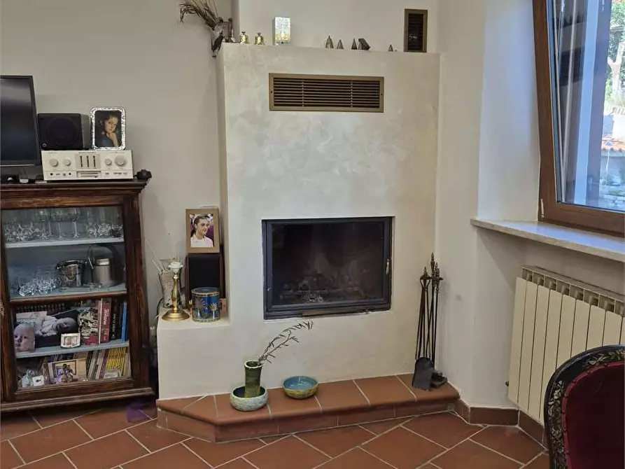 Immagine 13 di Porzione di villa in vendita  a Agugliano