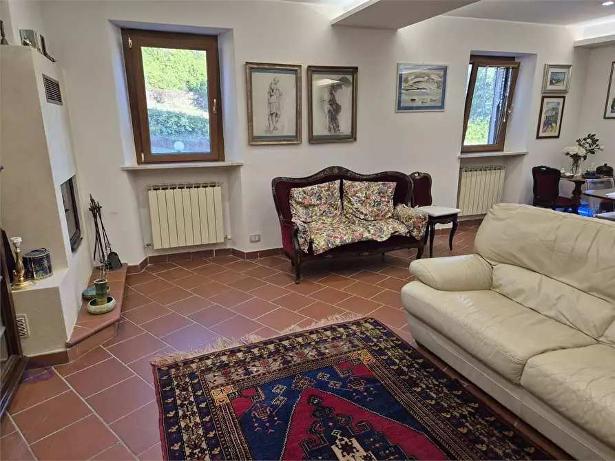 Immagine 85 di Porzione di villa in vendita  a Agugliano