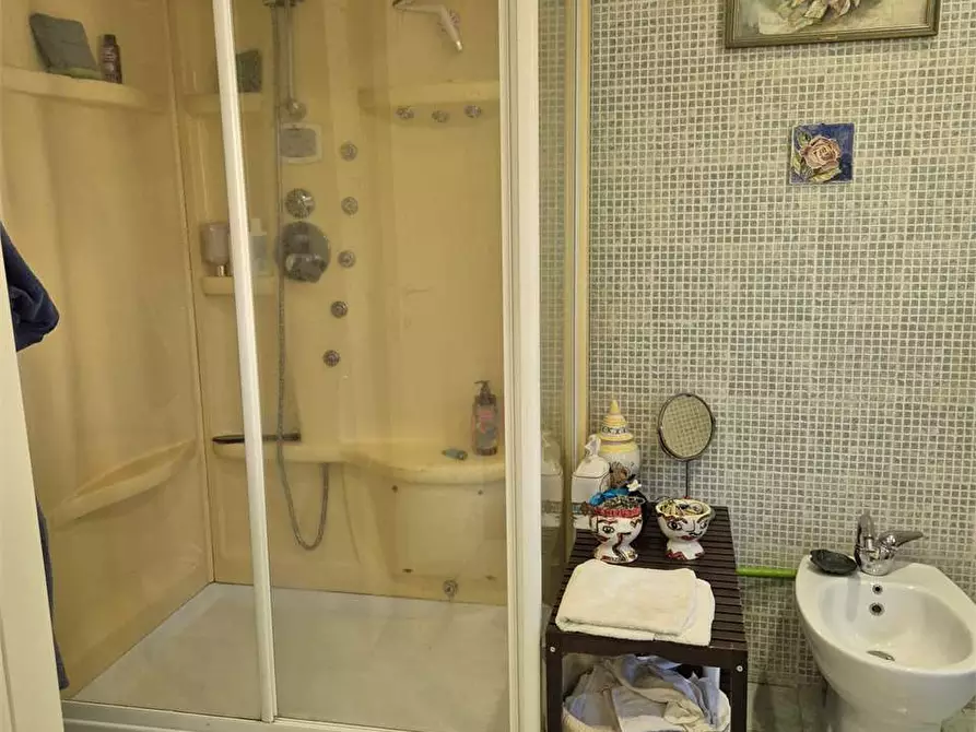 Immagine 88 di Porzione di villa in vendita  a Agugliano