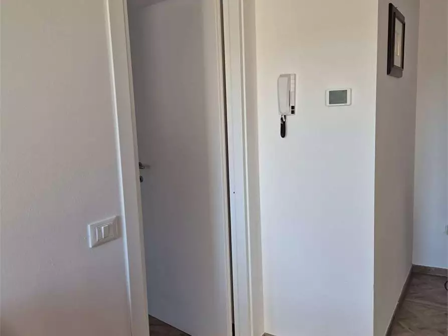 Immagine 74 di Porzione di villa in vendita  a Agugliano