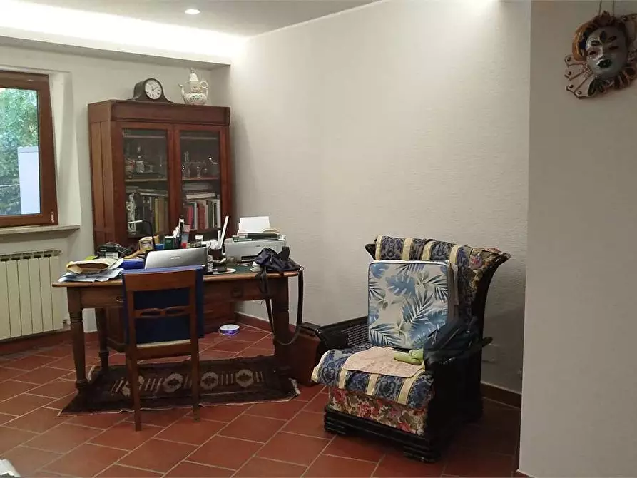 Immagine 41 di Porzione di villa in vendita  a Agugliano