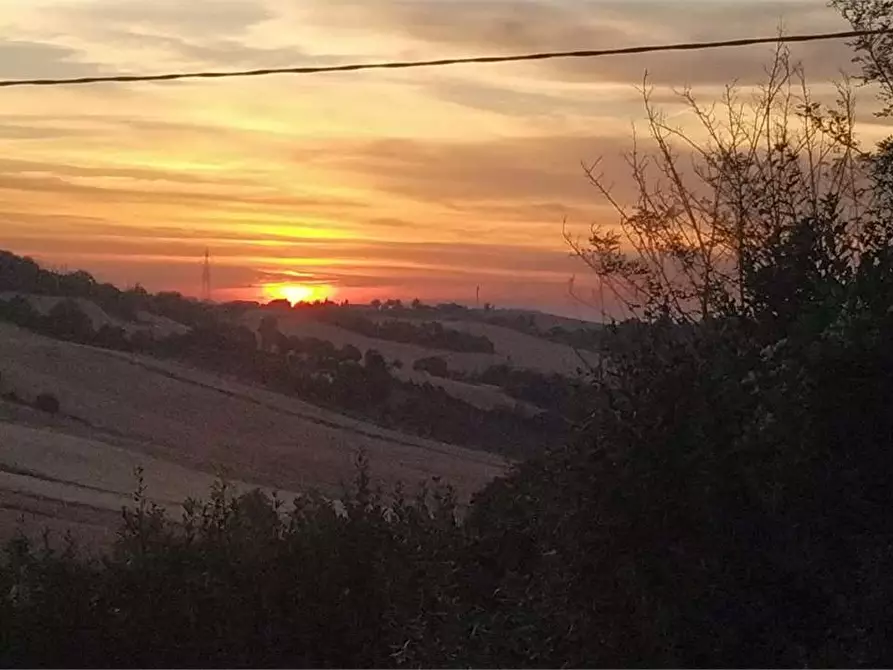 Immagine 4 di Porzione di villa in vendita  a Agugliano