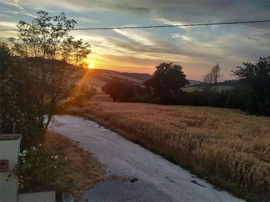 Immagine 3 di Porzione di villa in vendita  a Agugliano