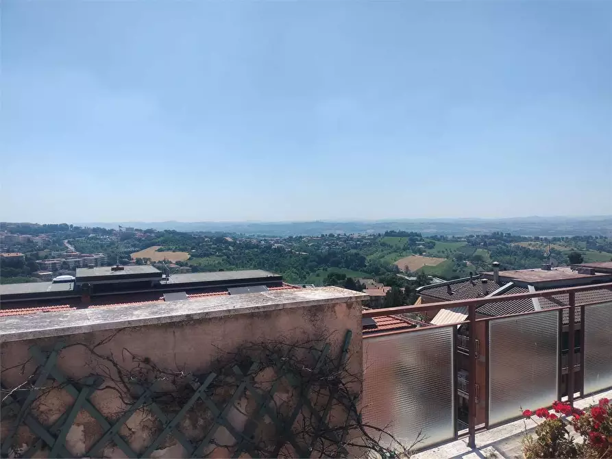 Immagine 23 di Attico in vendita  a Macerata