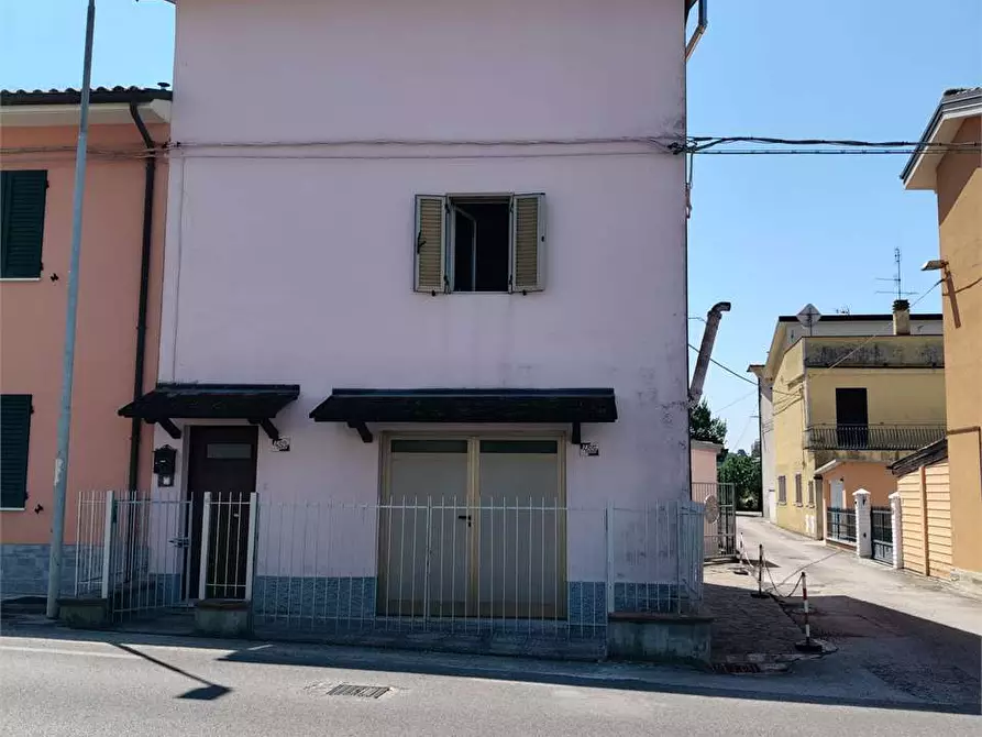 Immagine 1 di Casa indipendente in vendita  in VIA DI JESI 453 a Osimo