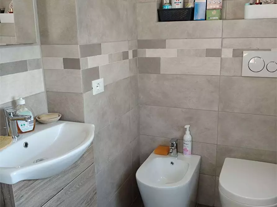 Immagine 6 di Casa indipendente in vendita  in VIA DI JESI 453 a Osimo