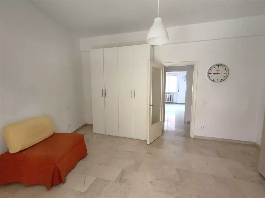 Immagine 12 di Quadrilocale in affitto  a Ancona