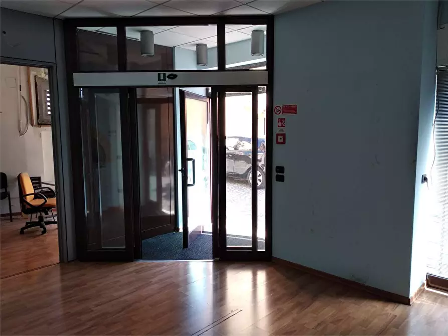 Immagine 4 di Ufficio in affitto  a Offagna