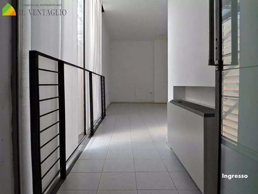 Immagine 5 di Ufficio in affitto  a Sassuolo