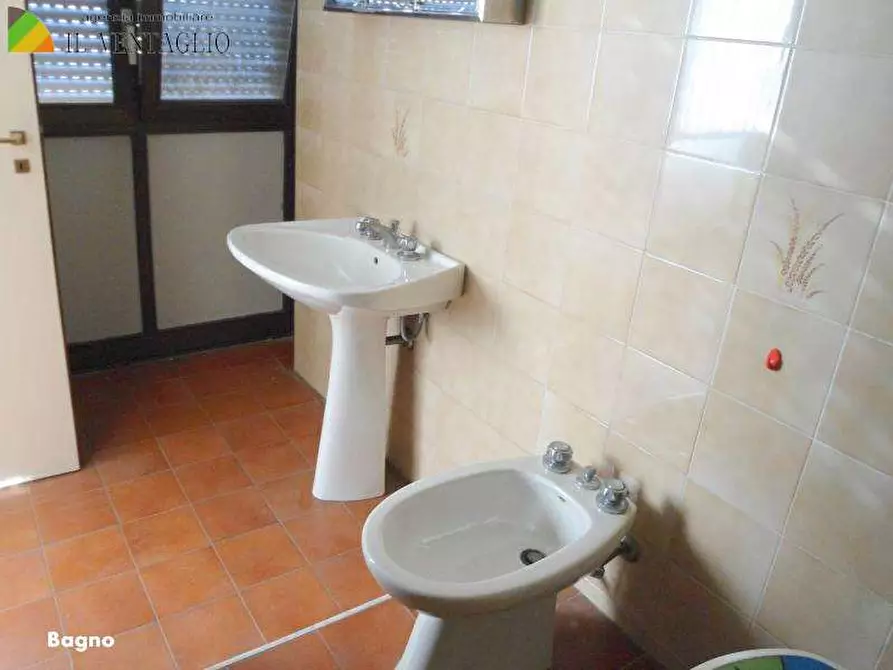 Immagine 4 di Ufficio in vendita  a Sassuolo