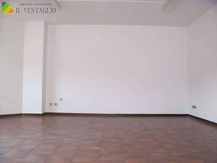 Immagine 4 di Ufficio in vendita  a Sassuolo