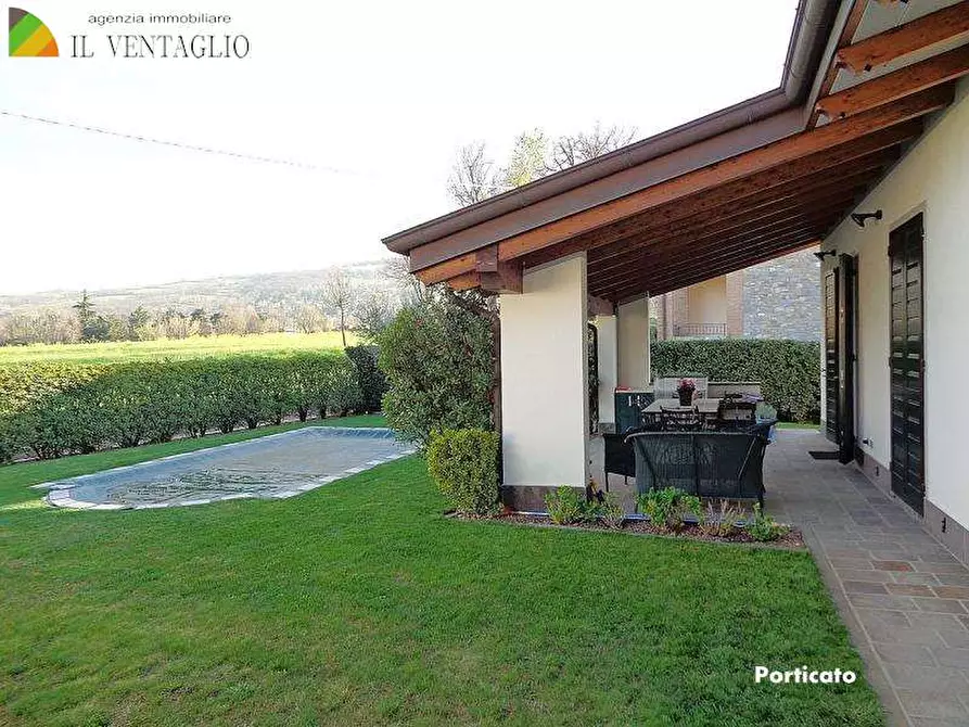 Immagine 3 di Villa in vendita  a Albinea