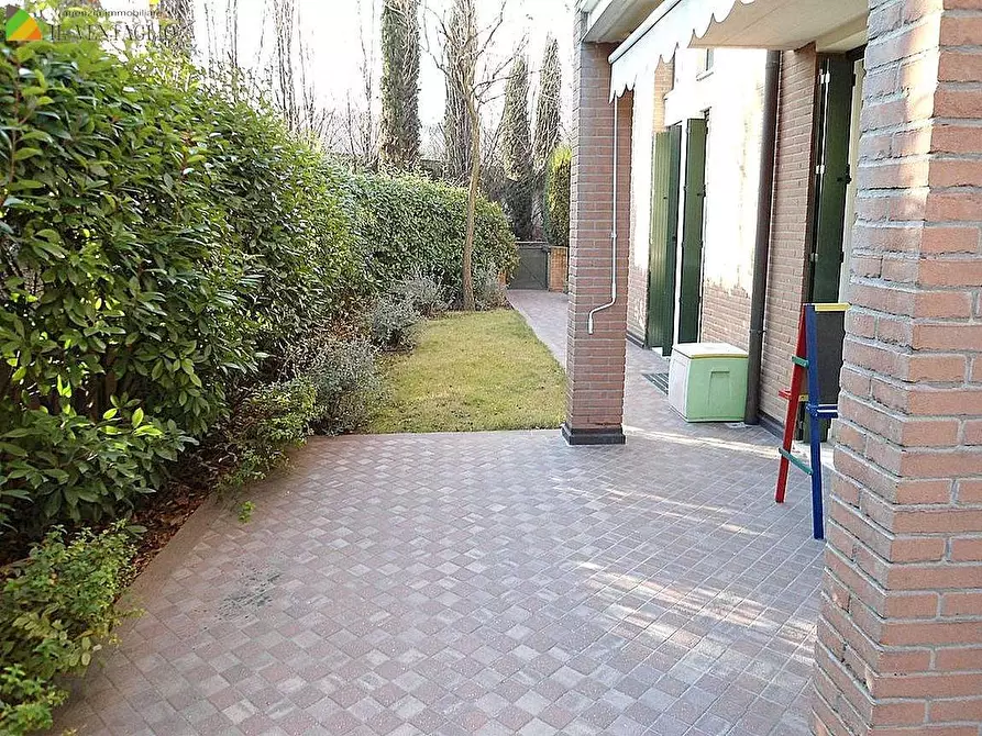 Immagine 10 di Trilocale in affitto  a Sassuolo