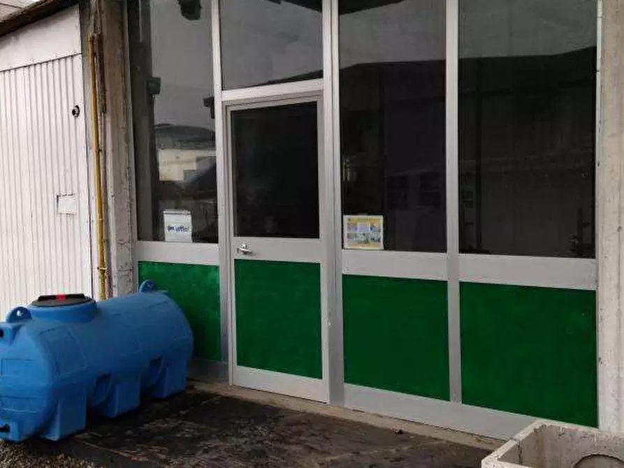 Immagine 2 di Capannone industriale in vendita  a Casalgrande