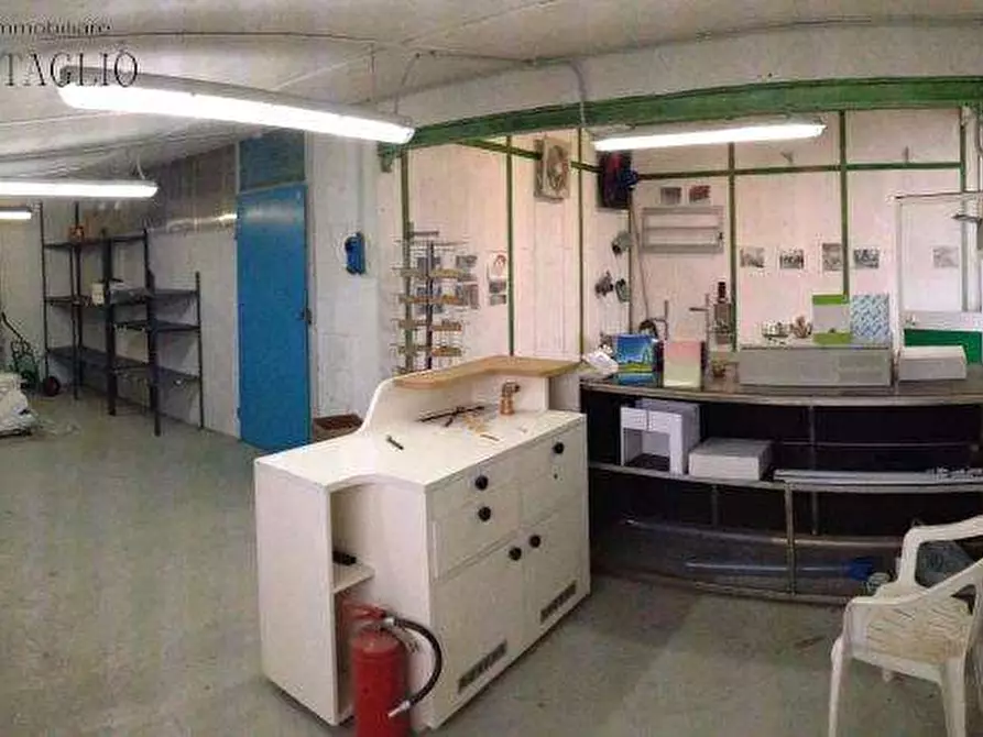 Immagine 3 di Capannone industriale in vendita  a Casalgrande