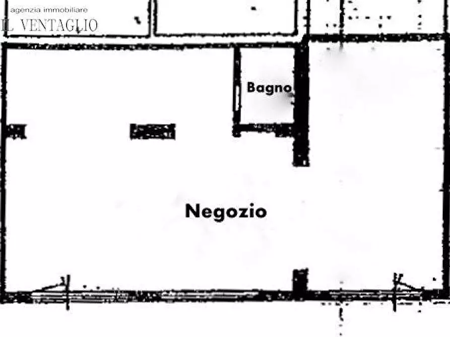 Immagine 8 di Negozio in vendita  a Sassuolo
