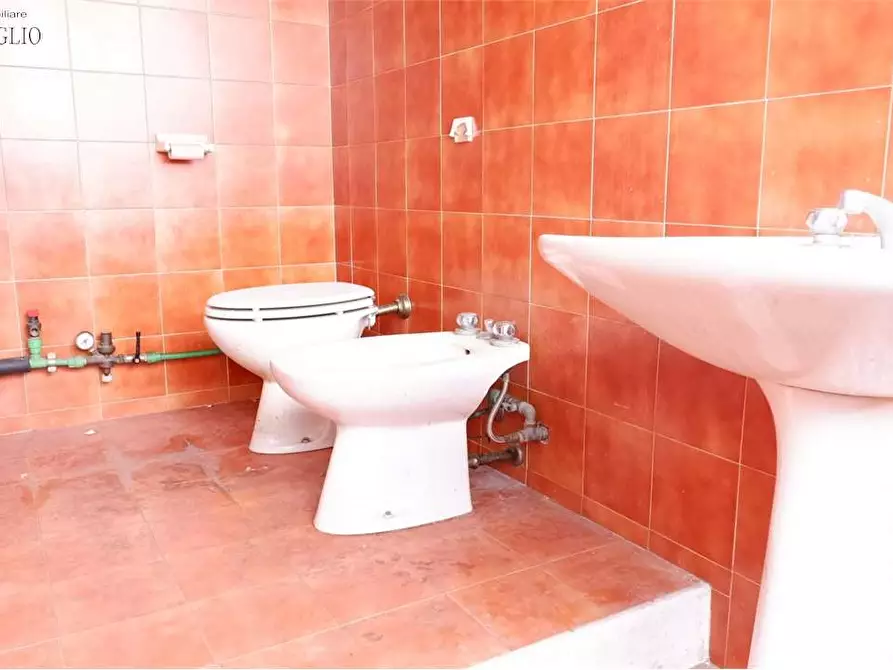 Immagine 6 di Ufficio in vendita  a Sassuolo