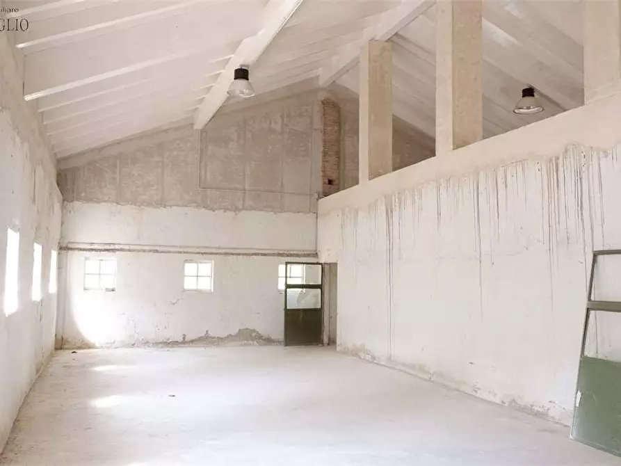 Immagine 3 di Villa in vendita  a Sassuolo