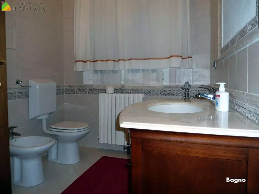 Immagine 7 di Villa in vendita  a Serramazzoni