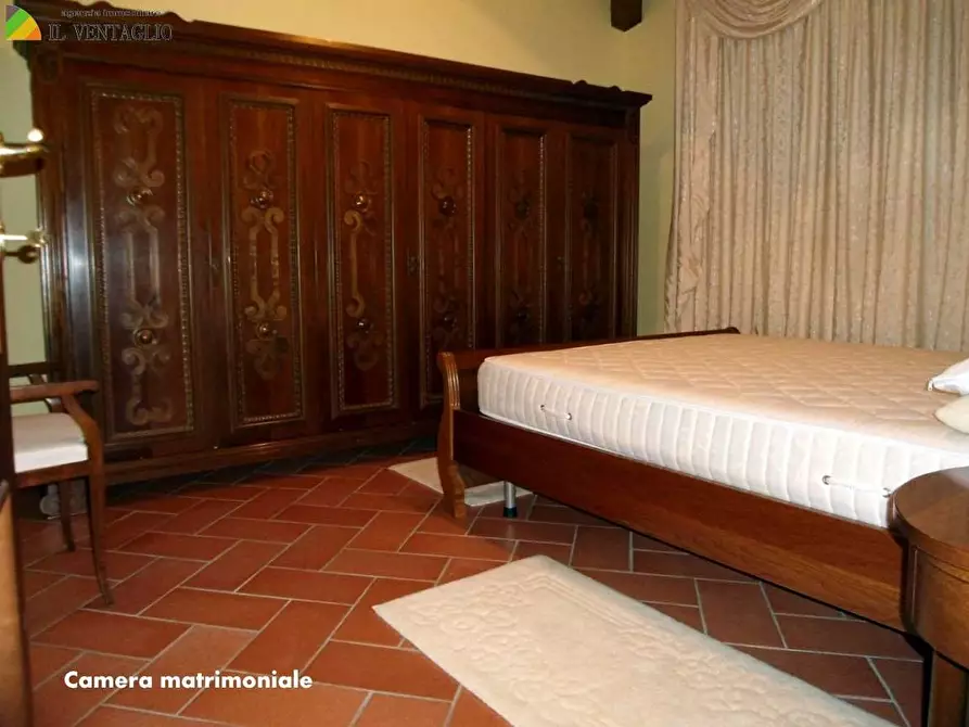 Immagine 9 di Villa in vendita  a Serramazzoni