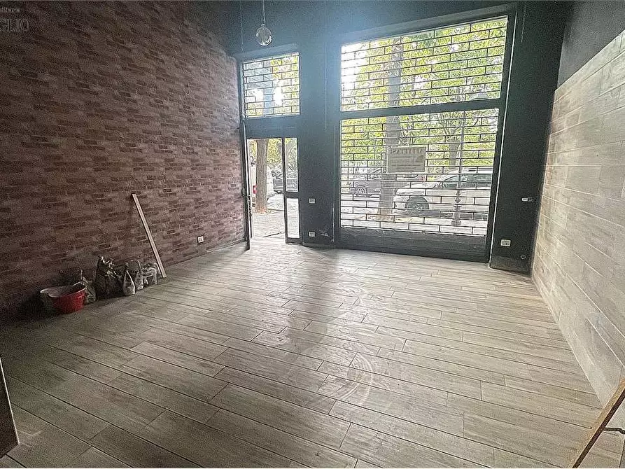 Immagine 3 di Negozio in affitto  a Sassuolo