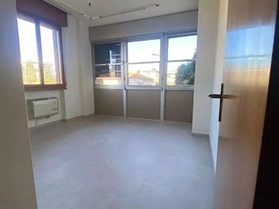 Immagine 2 di Ufficio in affitto  a Sassuolo