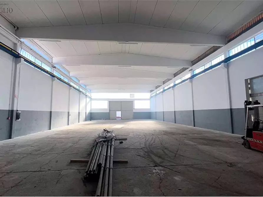 Immagine 3 di Capannone industriale in affitto  a Sassuolo