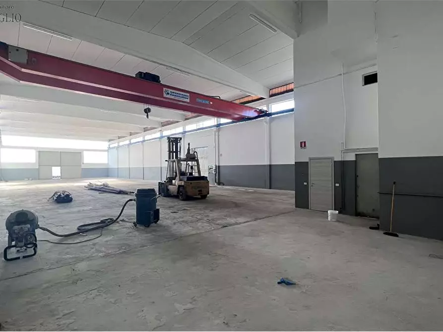 Immagine 4 di Capannone industriale in affitto  a Sassuolo