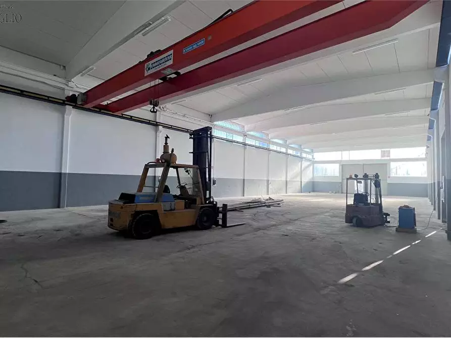 Immagine 5 di Capannone industriale in affitto  a Sassuolo