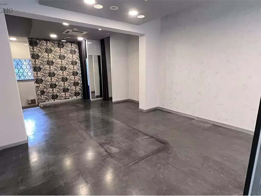 Immagine 3 di Negozio in affitto  a Sassuolo