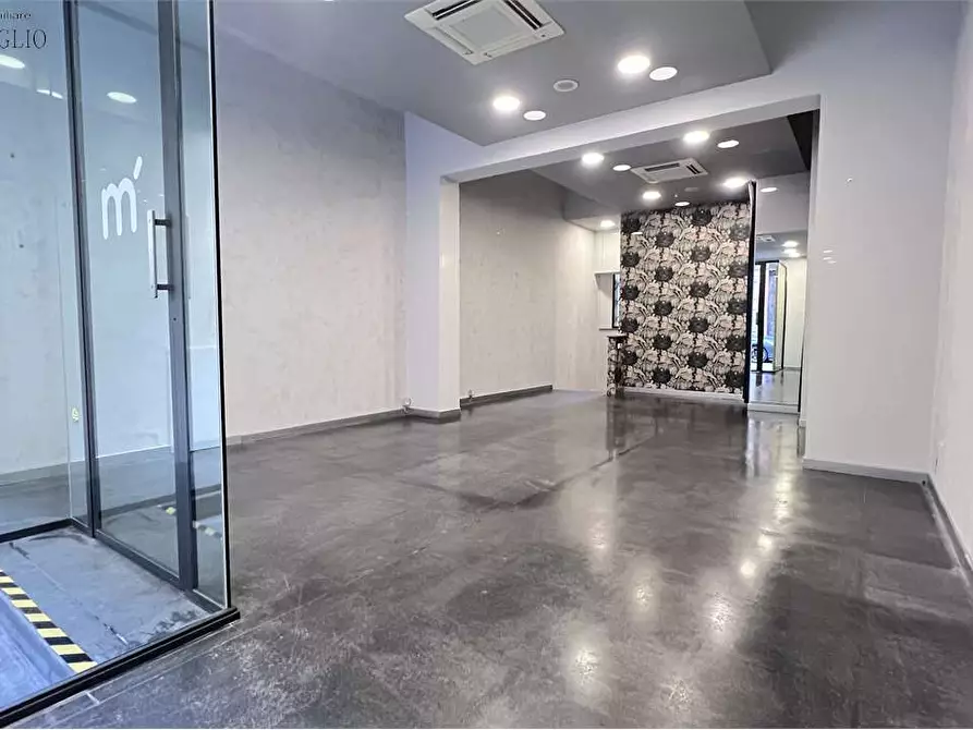 Immagine 2 di Negozio in affitto  a Sassuolo