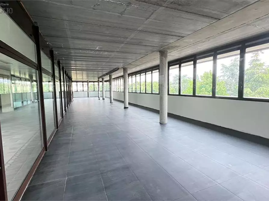 Immagine 2 di Ufficio in vendita  a Sassuolo