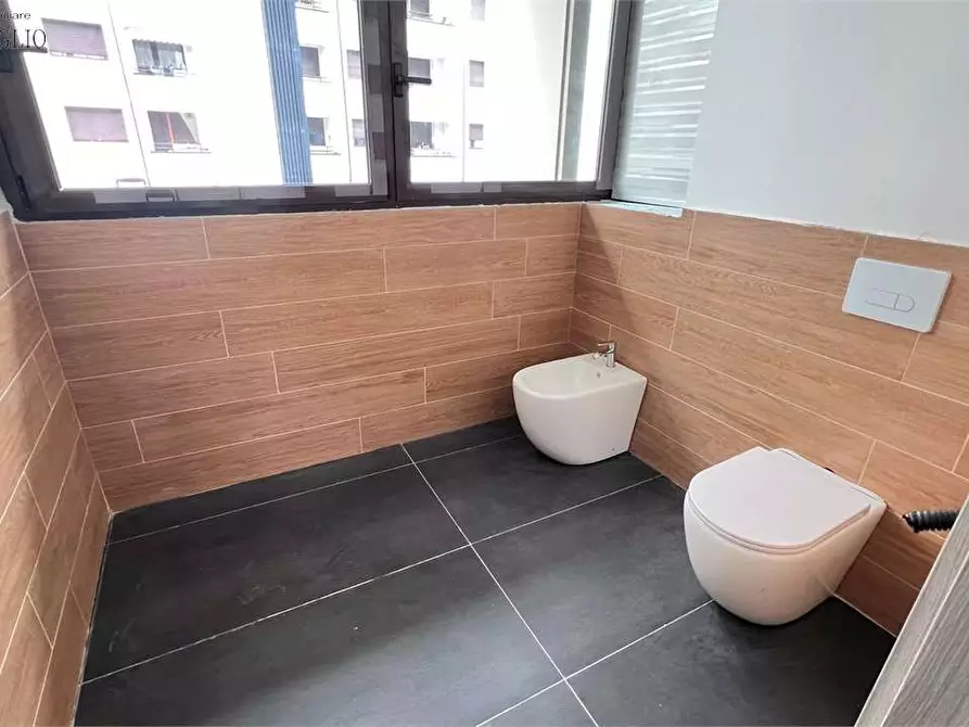 Immagine 5 di Ufficio in vendita  a Sassuolo