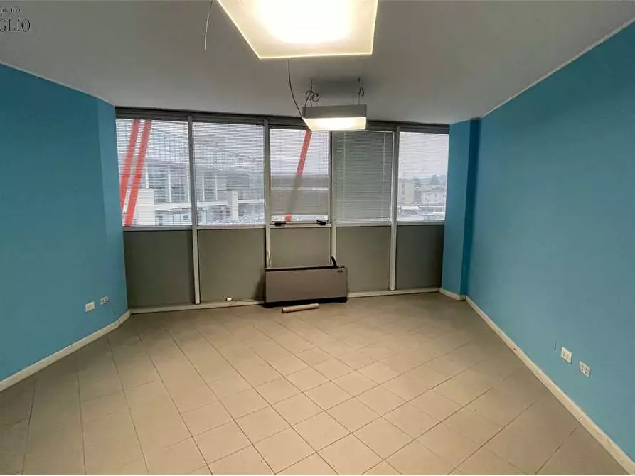 Immagine 3 di Ufficio in affitto  a Sassuolo