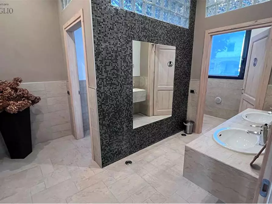 Immagine 15 di Capannone industriale in affitto  a Fiorano Modenese