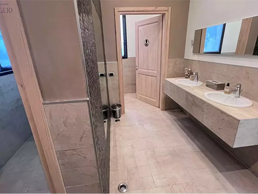 Immagine 16 di Capannone industriale in affitto  a Fiorano Modenese