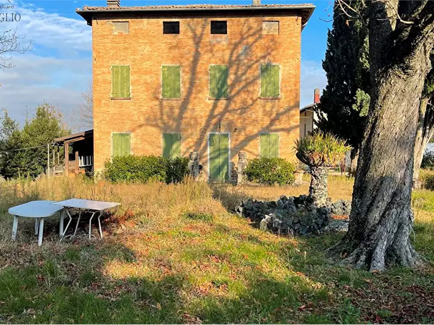 Immagine 1 di Rustico / casale in vendita  a Sassuolo