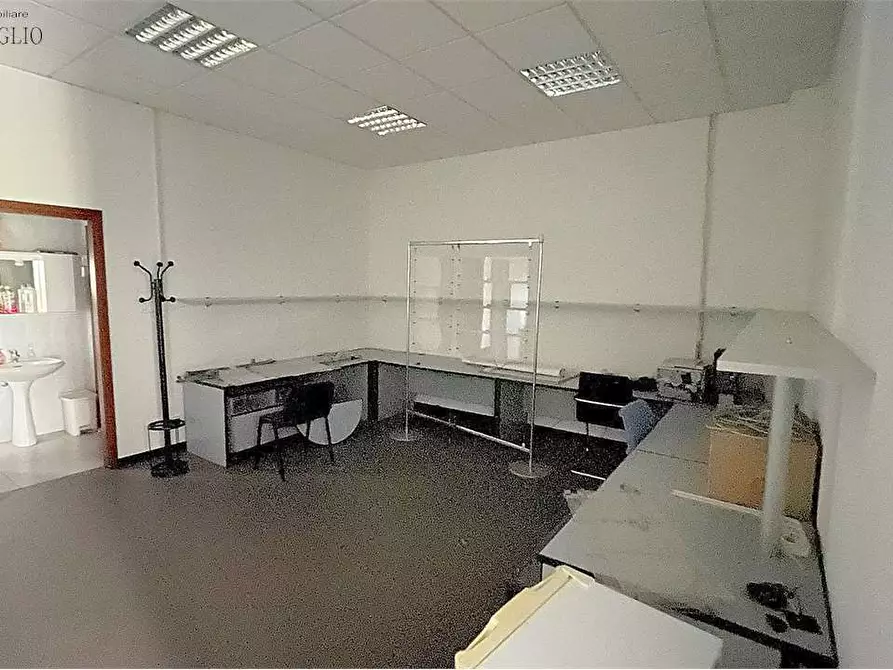 Immagine 3 di Ufficio in vendita  a Sassuolo