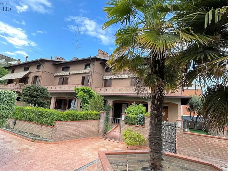 Immagine 1 di Quadrilocale in vendita  a Castellarano